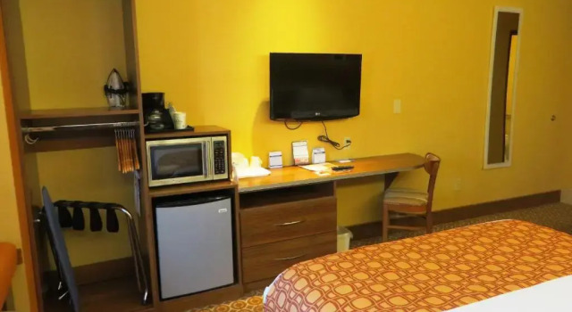 Четырёхместный номер Deluxe SureStay by Best Western South Bend