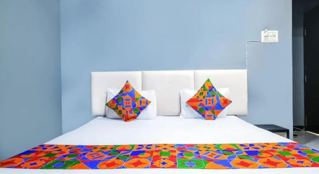 Номер Deluxe FabHotel Shree Moti Palace