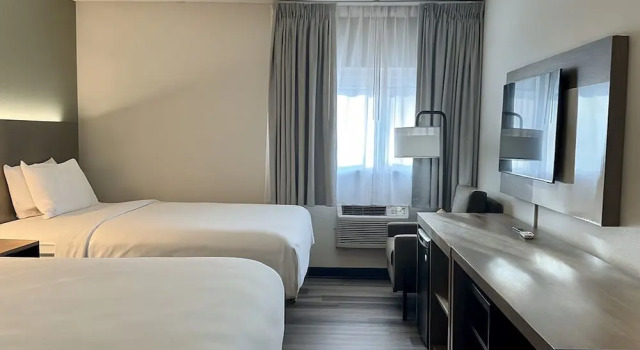 Четырёхместный номер Deluxe Surface Boutique Hotel
