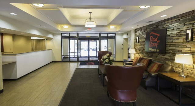 Red Roof Inn PLUS + Gainesville, Book Hotel Gainesville Florida