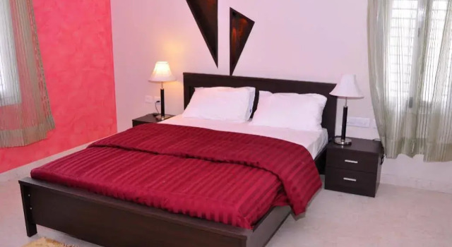 The Pommels Inn, Забронировать Отель Отели штата Карнатаки 3 звезды, 3*