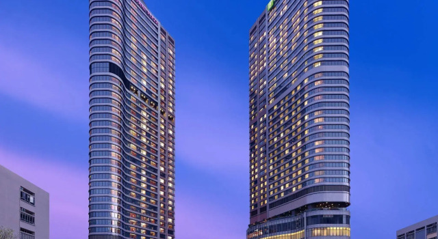 The Royal Garden Kowloon East
