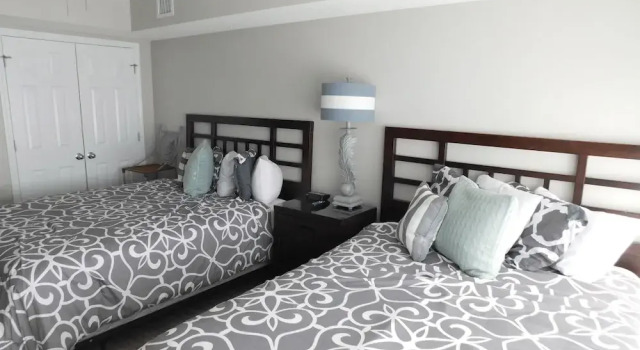 Yacht Club S #1-1104 4 Bedroom Condo by RedAwning, Забронировать Апартаменты/квартира Апартаменты Норт-Миртл-Бич, рядом с Alabama Theater, Апартаменты/квартира