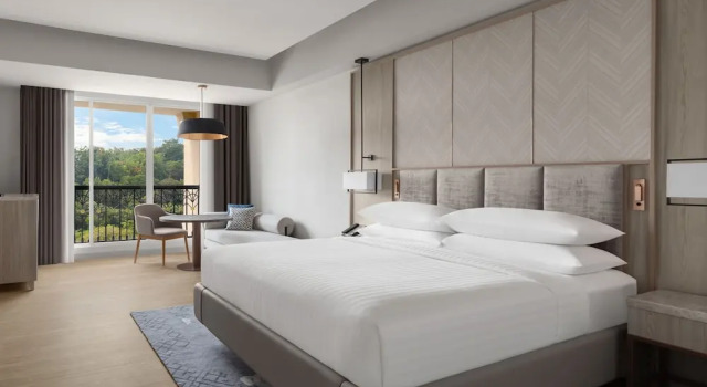 Двухместный номер Deluxe Putrajaya Marriott Hotel