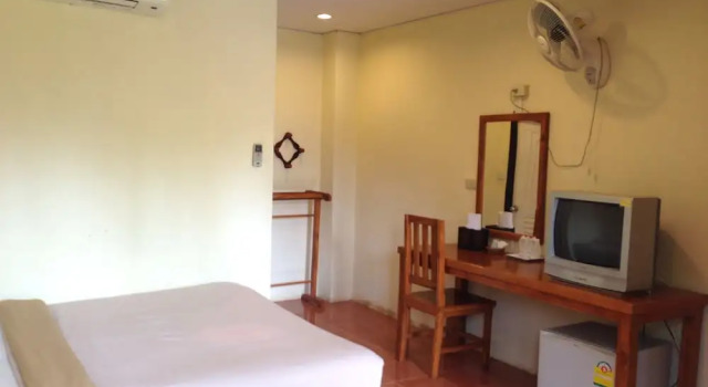 Номер Standard с балконом Baan Ing Khao Resort