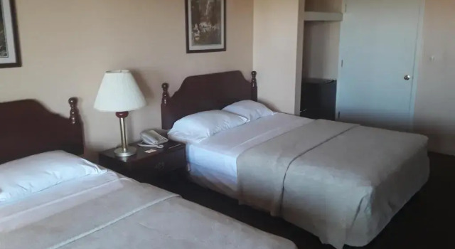 Italy Inn, Забронировать Отель Итали Dallas - Fort Worth Metropolitan Area