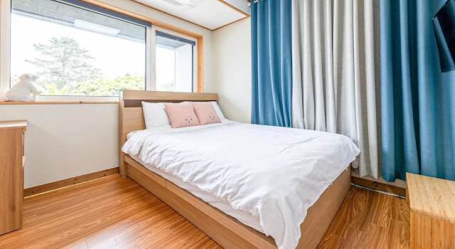 Номер Standard c 1 комнатой Jeju Batdol Pension