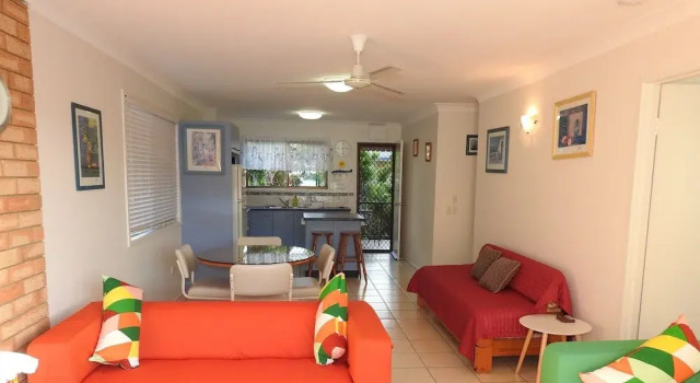 Immaculate First Floor Waterfront Unit - Welsby Pde, Bongaree