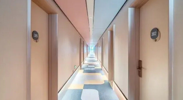 HanTing Hotel (Wanda Plaza, Guangyi Road, Jiaxing), Prenota Hotel Hotel a Jiaxing con parcheggio, Parcheggio