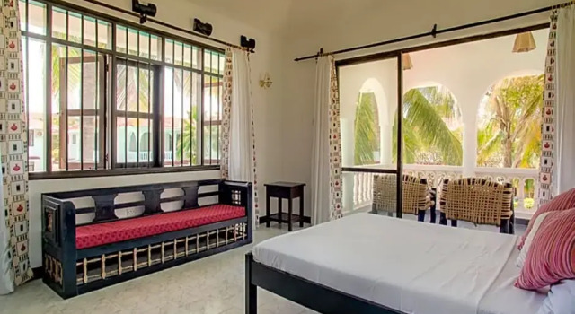 Номер Comfort Bahari Dhow Beach Villas
