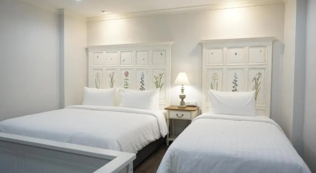 Номер Deluxe с красивым видом из окна Marquise Boutique Hotel