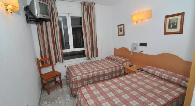 Двухместный номер Standard Hostal Goyma II