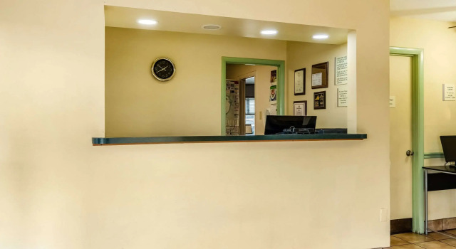 Econo Lodge East, Prenota Hotel Staunton 