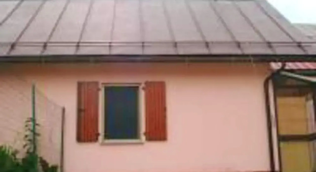 House With one Bedroom in Pontebba, With Wonderful Mountain View and Enclosed Garden Near the Slopes, Book Hotel Hoteller i Friuli Venezia Giulia med parkering, Parkering