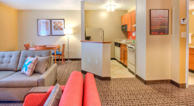 Двухместный люкс c 1 комнатой TownePlace Suites by Marriott Raleigh Cary-Weston Parkway