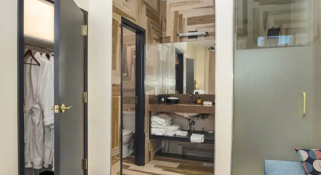 Apartment Delightful En Suite Studio