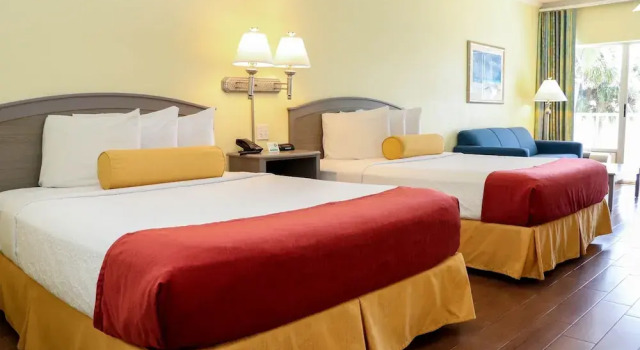 Люкс Jupiter Waterfront Inn