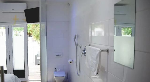 Двухместный номер Deluxe theLAB Luxury Backpackers