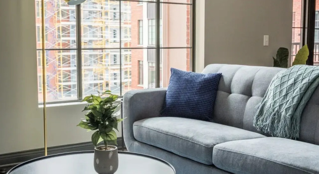 FRONTDESK LC Riversouth 205 Apts Downtown Columbus, Book Hotel Hoteller i Columbus med pool, nær Shadowbox Live, Swimmingpool