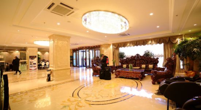 Investment, production and operation management in Lhasa City, Rezerwuj Hotel Hotele w Lhasa z parkingiem, w pobliżu Ramoche Temple, Parking