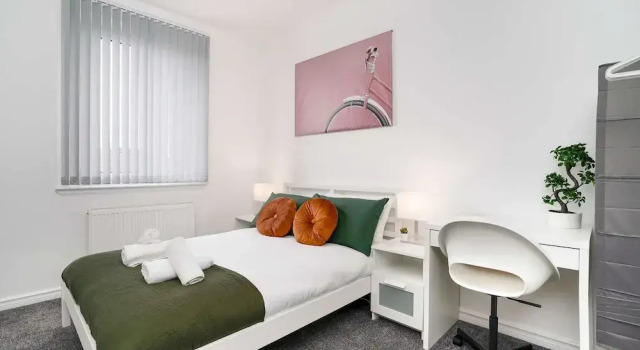Free Parking - 2 Bedroom Flat, Забронировать Апартаменты/квартира Апартаменты Ланаркшир, Апартаменты/квартира