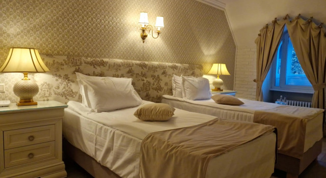 Hotel Caraiman, Забронировать Отель Отели Синая с парковкой, рядом с Замок Пелеш, Парковка