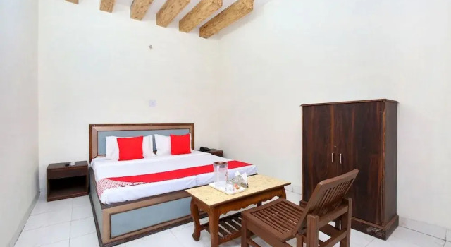 OYO 24874 Hotel Dream Palace 45, Забронировать Отель Отели Chandigarh Region с завтраком, Завтраки