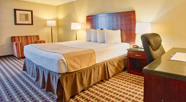 Двухместный номер Standard Days Inn & Suites by Wyndham Johnson City
