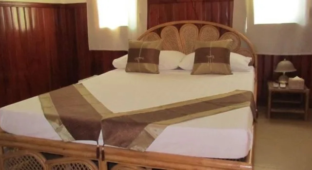 Les Bambous Luxury Hotel