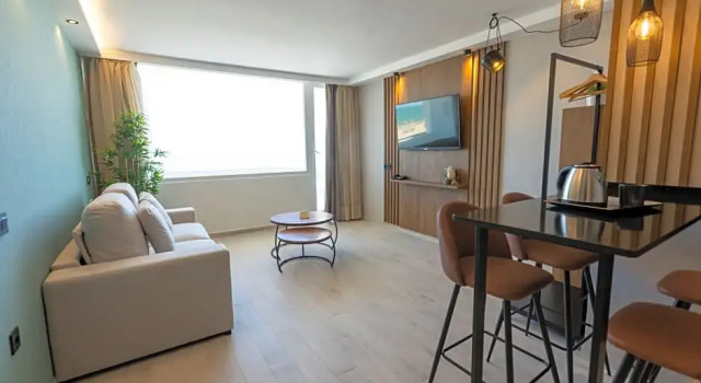Полулюкс Hotel Flamero