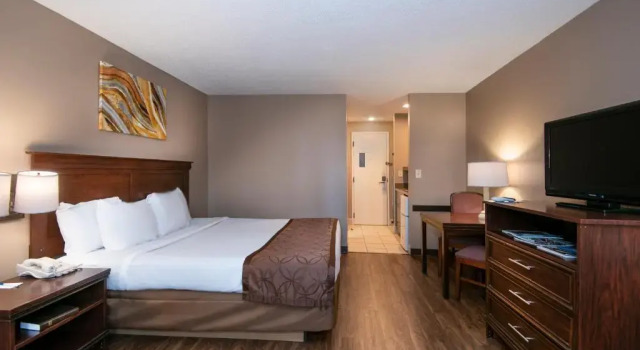 Номер Standard Guest Inn & Suites - Midtown Medical Center