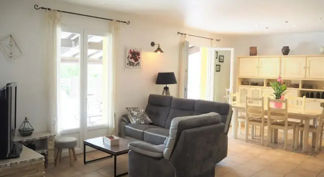 Cosy Holiday Home With Private and Heated Pool, Roaix-formerly TUI Ferienhaus, Reserva ahora Casa o chalet Roaix Provenza-Alpes-Costa Azul