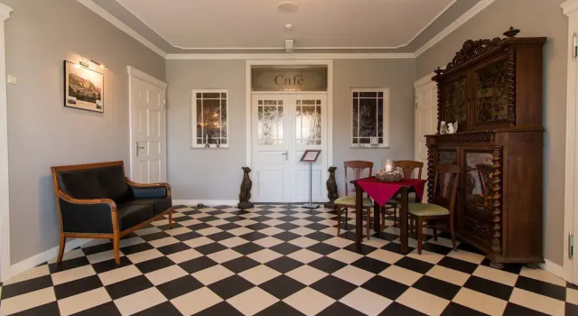 Pension und Restaurant Gutshaus Kaltenhof, Buchen Sie Hotel Poel Insel Poel