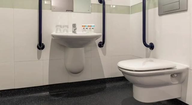 Номер Standard Legacy Preston International Hotel