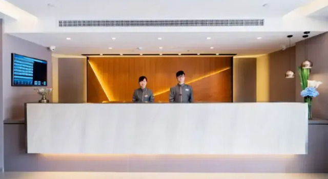 Homeinn Selected Hotel (Shanghai Hongqiao Gubei Yaohong Road Subway Station), Varaa Hotelli Hongqiao Shanghai
