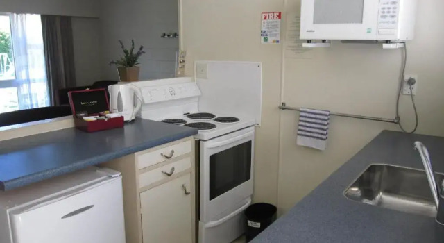 Апартаменты с 2 комнатами Cromwell Motel