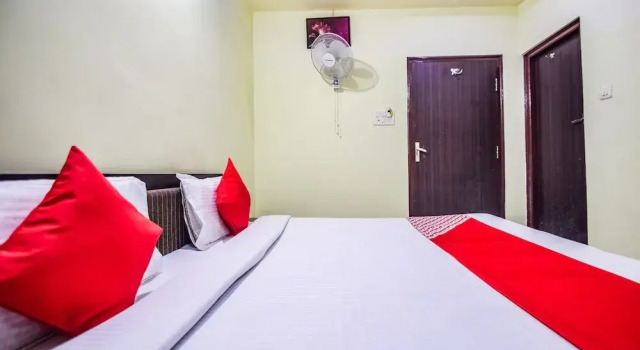 Oyo 36444 Hotel Prabhave & Dining Hall, Забронировать Отель Отели штата Раджастхана 3 звезды, 3*