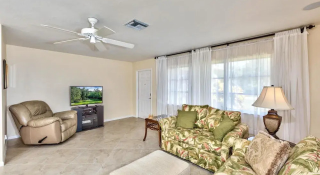 Bali Hai 3 Bedroom Home by NFVH, Book Feriehus North Naples Florida