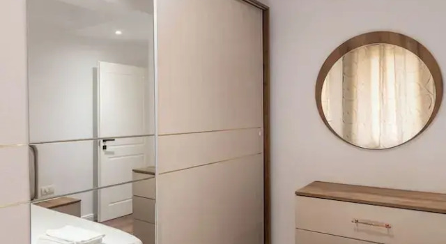 Tirent Apartment Komuna Parisit 2