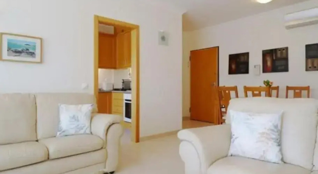 Happiness Apartment by Stay-ici, Algarve Holiday Rental, Забронировать Апартаменты/квартира Апартаменты Ольюш-ди-Агуа, рядом с Пляж Ольюш-ди-Агуа, Апартаменты/квартира