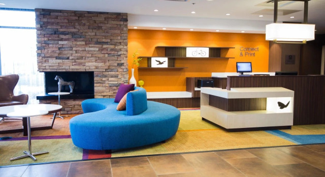 Fairfield Inn & Suites by Marriott Denver Northeast/Brighton, Buchen Sie Hotel Brighton Colorado