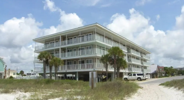Surfside 8