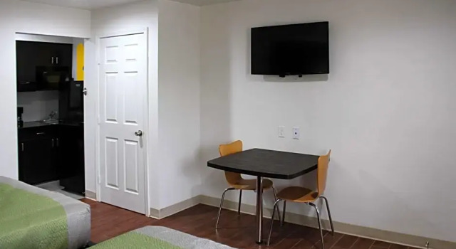 Номер Deluxe Studio 6-Houston, TX - East