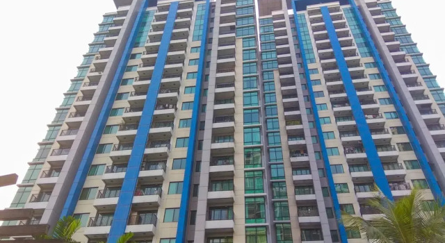 1BR @ Hampton's Park Apartment, Prenota Appartamento Hotel a Giacarta con piscina, Piscina