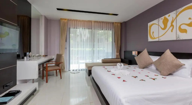 Двухместный номер с доступом в бассейн Deluxe The Charm Resort Phuket
