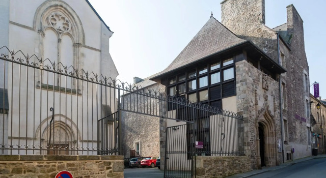 Arvor, Rezervovat Hotel Dinan 