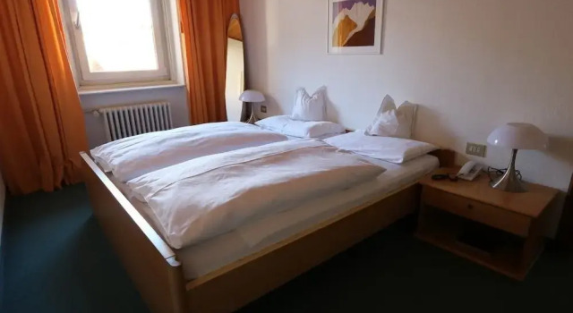 Четырёхместный семейный номер Standard Charme Hotel Uridl
