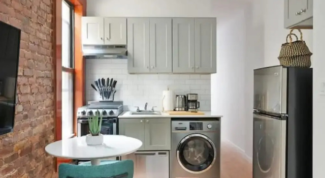 Апартаменты 153-5a Charming 2BR LES W D