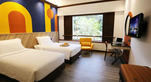 Deluxe Tropical Twin room Furama RiverFront