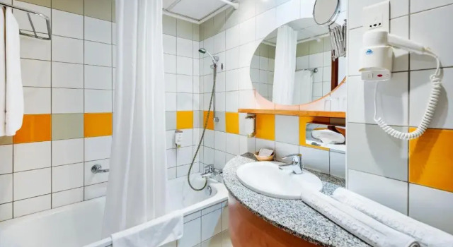 Трёхместный номер Standard с балконом Hunguest Hotel Pelion